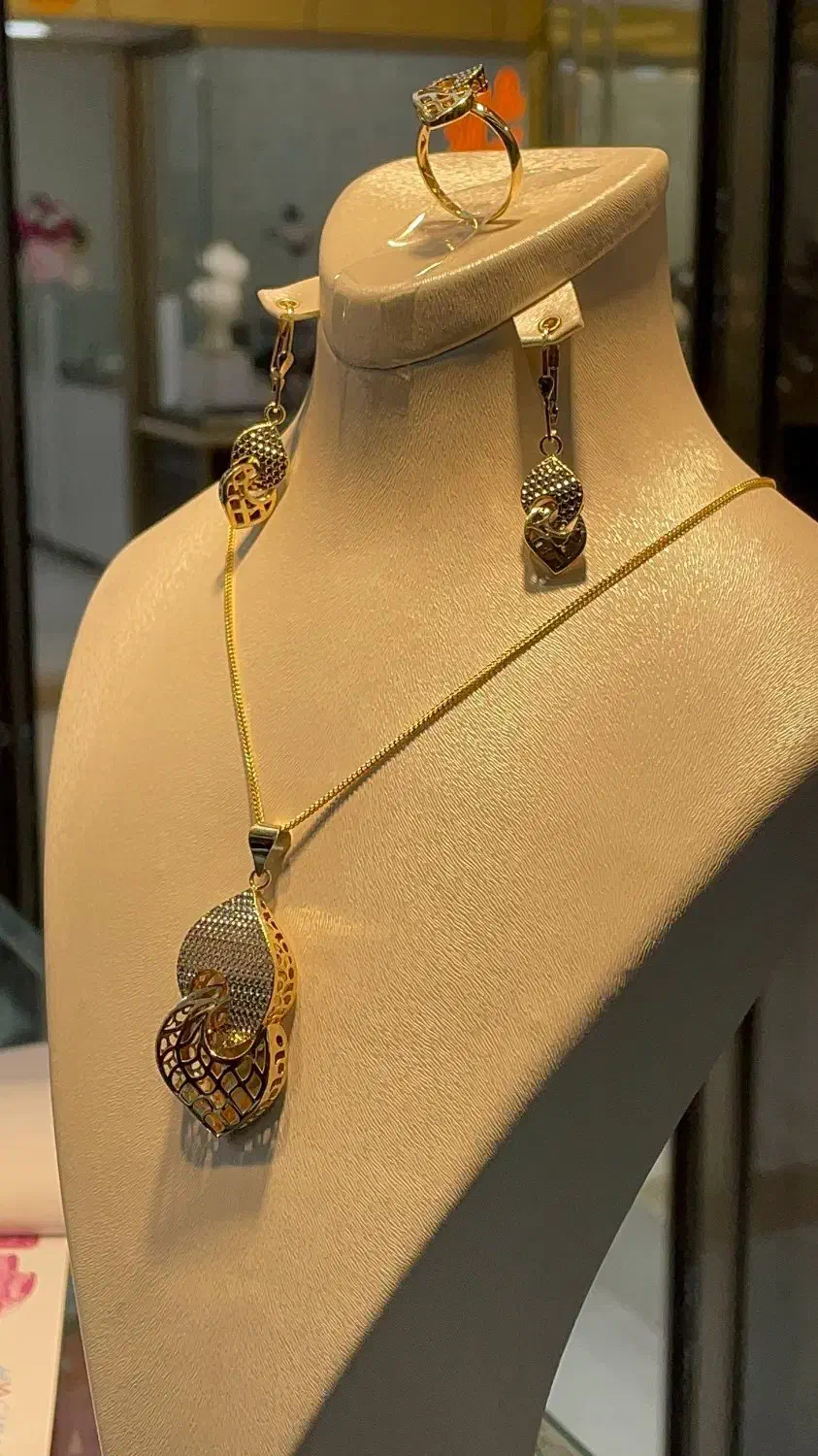 نیمست سهبعدی شیک و خاص|جواهرات|اردبیل, |دیوار