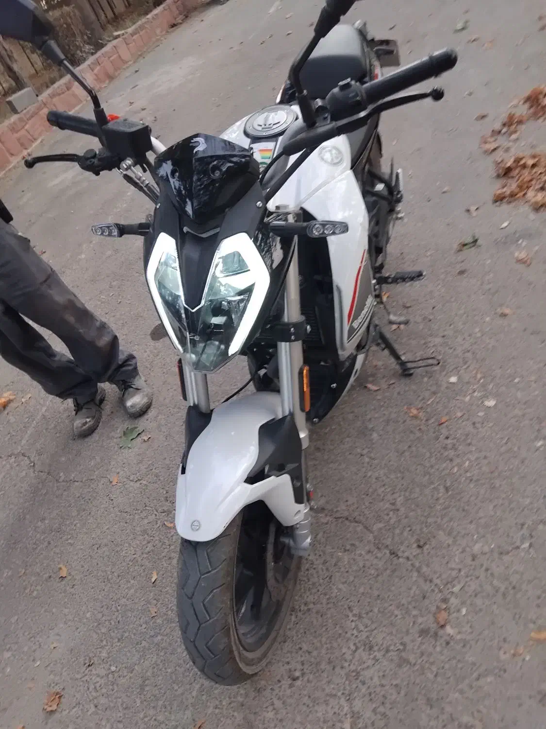 بنلی ۱۸۰ s|موتورسیکلت|کوهسار (البرز), |دیوار