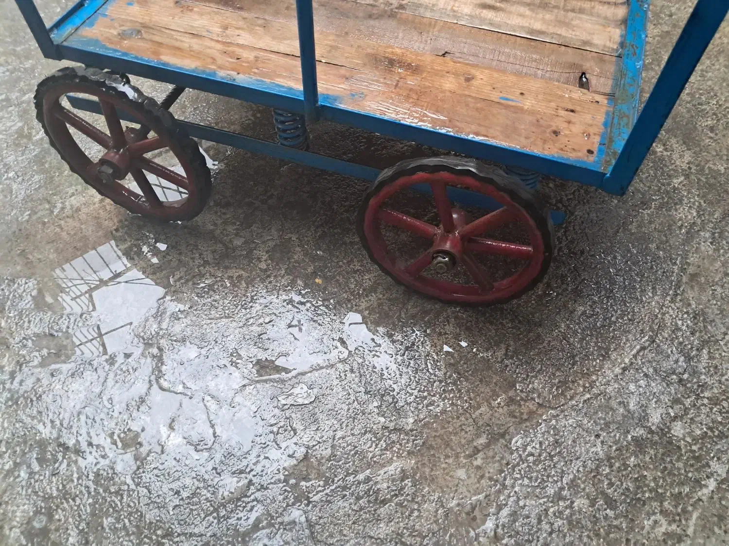 چرخ گاری فنردار تروتمیز|حراج|نسیمشهر, |دیوار