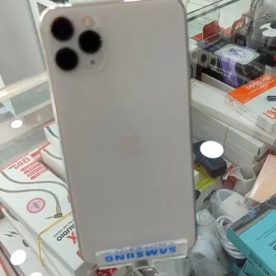 iphone 11Pro Max|موبایل|اسلام‌شهر, زرافشان|دیوار