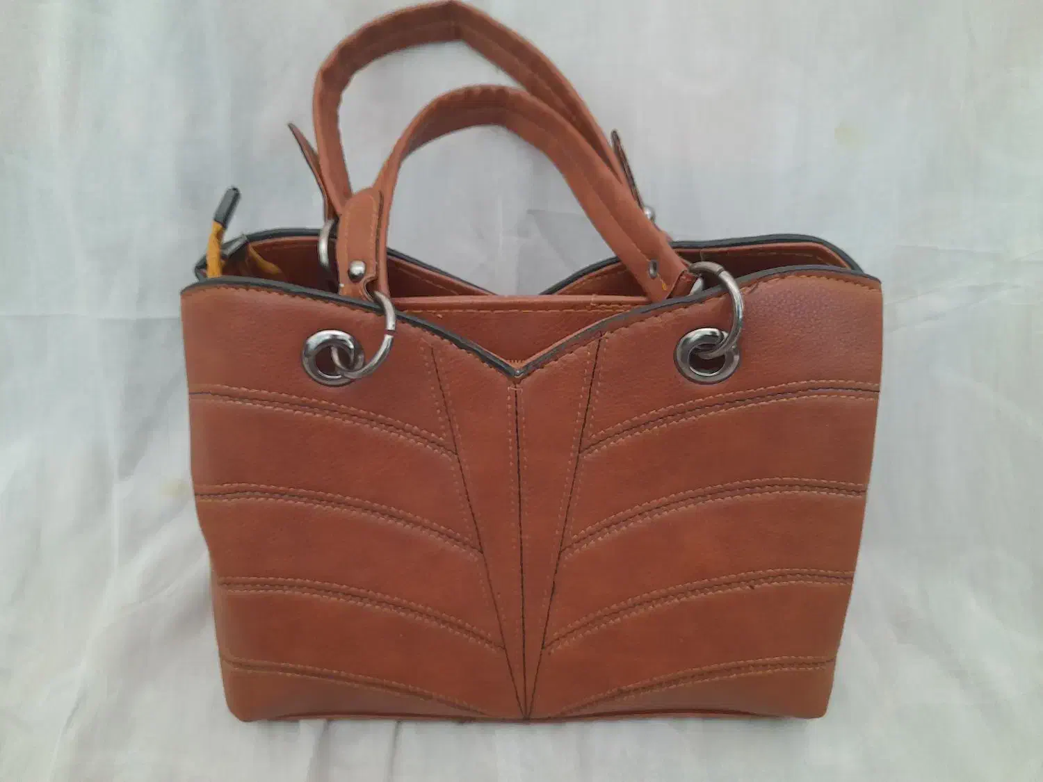 کیف دوشی و دستی قیمت مناسب|کیف، کفش، کمربند|جهرم, |دیوار