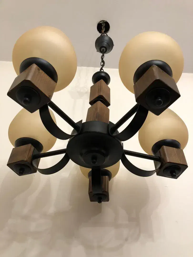 لوستر چوبی نو چهار و پنج شاخه|لوستر و چراغ آویز|تهران, تهرانپارس شرقی|دیوار