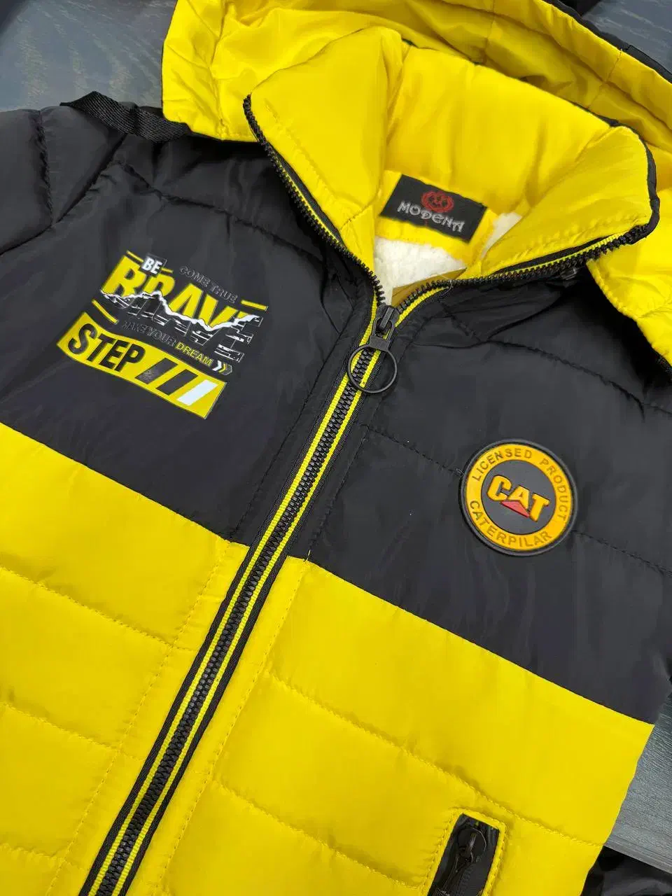 کاپشن پسرانه زرد.قرمز.نارنجی|کفش و لباس بچه|کرمانشاه, |دیوار