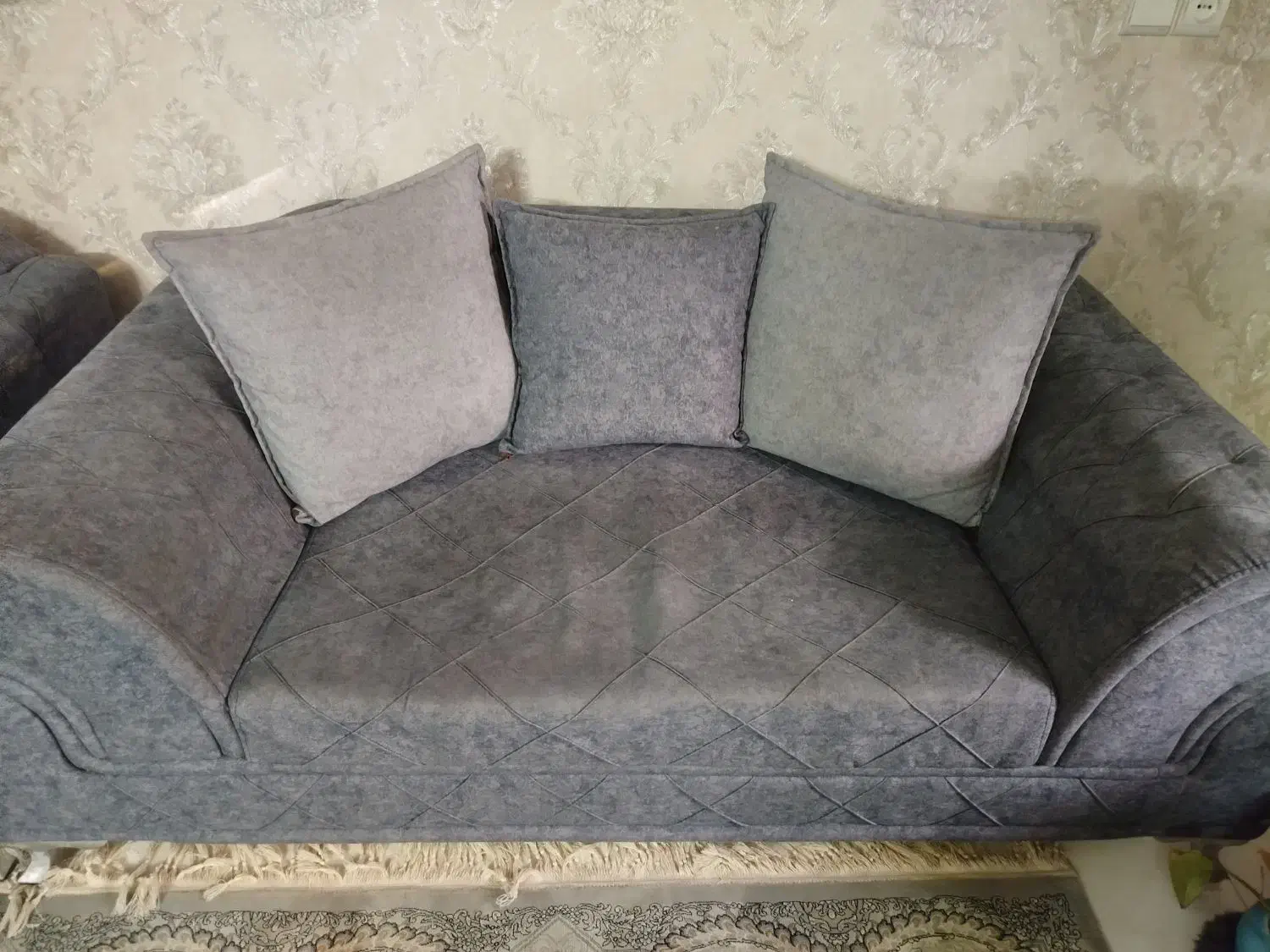 مبل چستر ده نفره|مبلمان خانگی و میز عسلی|اصفهان, سرچشمه|دیوار