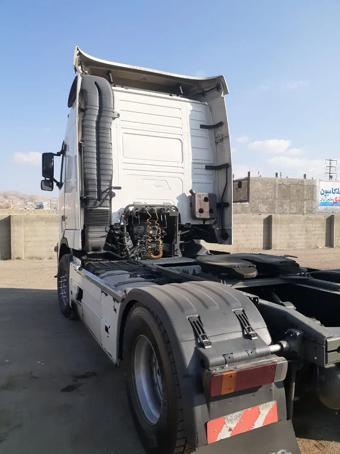 کشنده ولوو|خودرو سنگین|بستان آباد, |دیوار