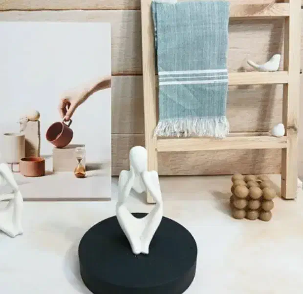 سنگ مصنوعی آدمک متفکر|مجسمه، تندیس، ماکت|ارومیه, |دیوار