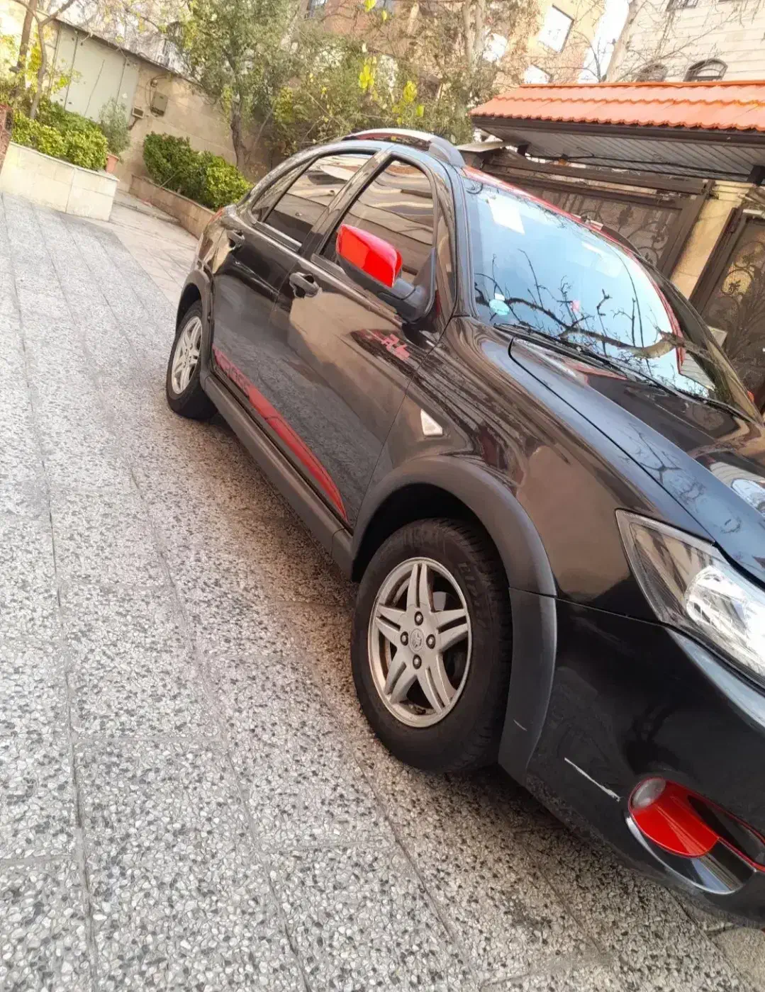 کوئیک R مشکی قرمز فول|خودرو سواری و وانت|گنبد کاووس, |دیوار