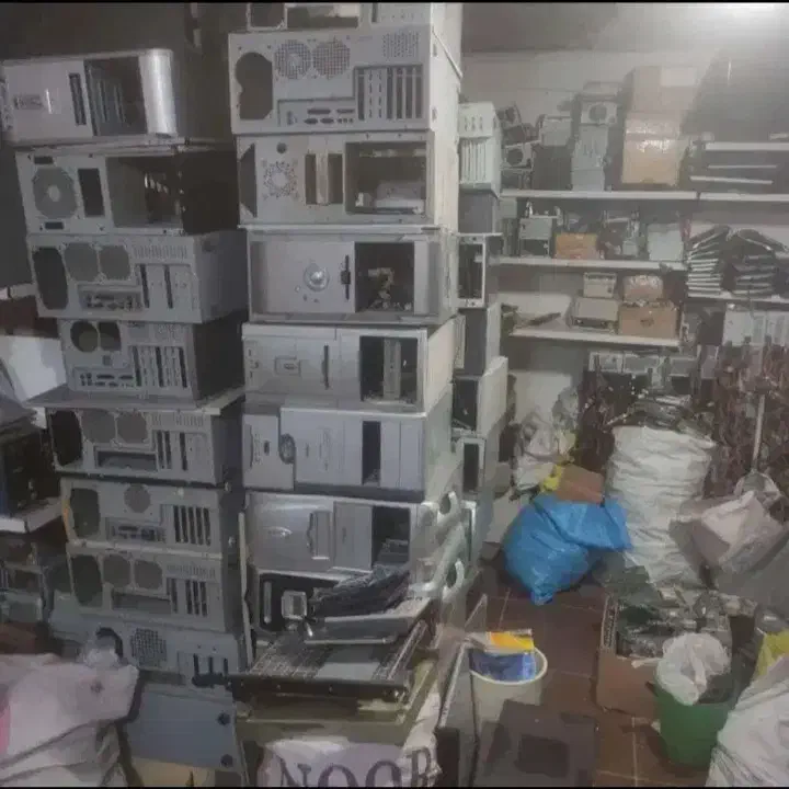 خریدار و فروش کیس ومانیتور مادربرد|رایانه رومیزی|تهران, فلسطین (میدان انقلاب)|دیوار