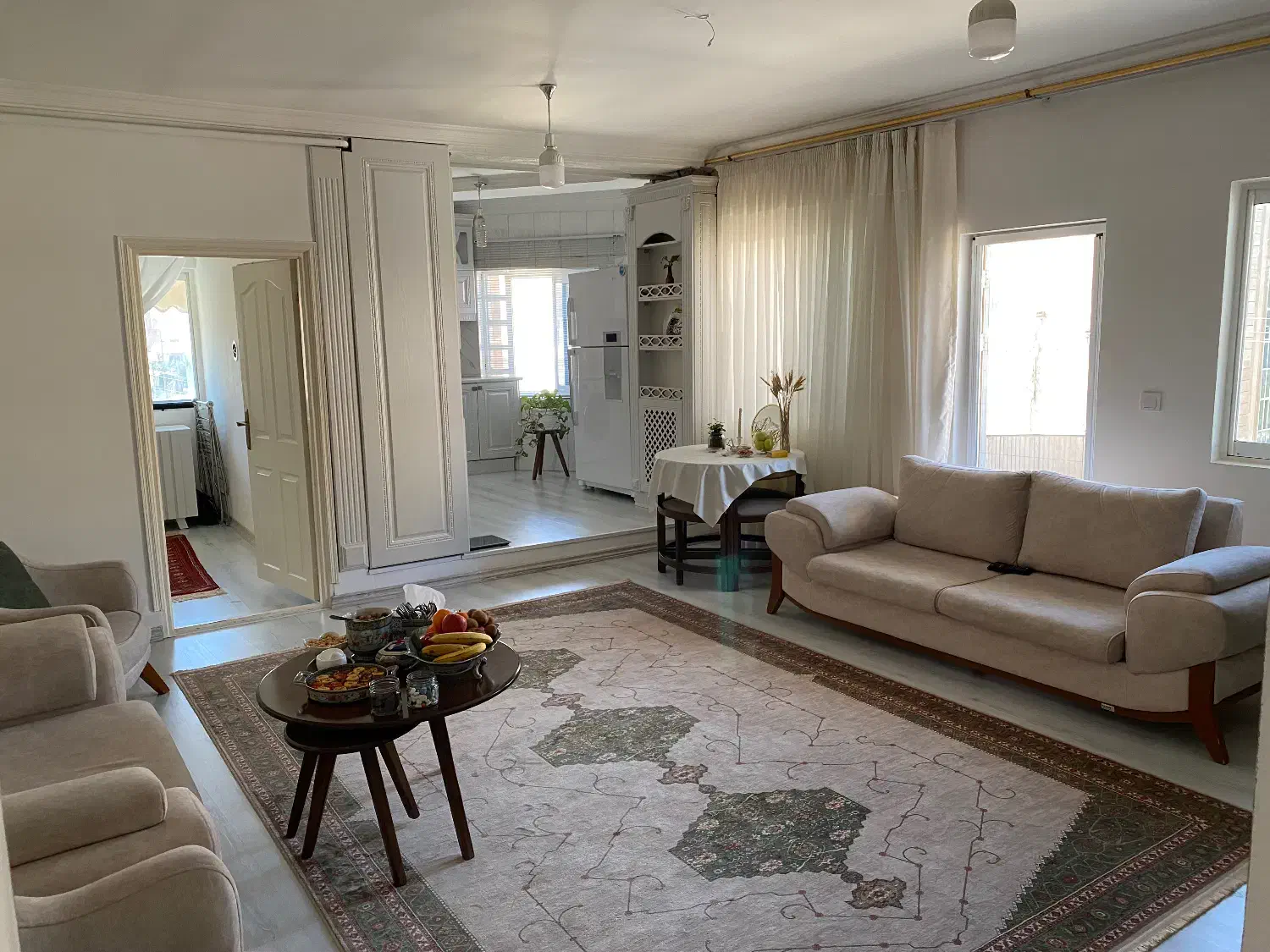 فرش ماشینی طرح ابریشم|فرش|علی‌آباد کتول, |دیوار