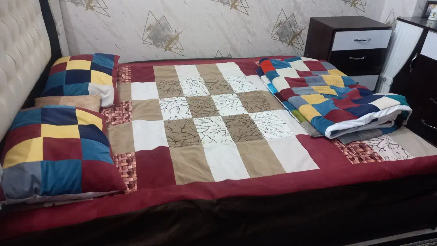 تخت میز آرایشی|تخت و صندلی بچه|پاکدشت, پاکدشت (مامازند)|دیوار