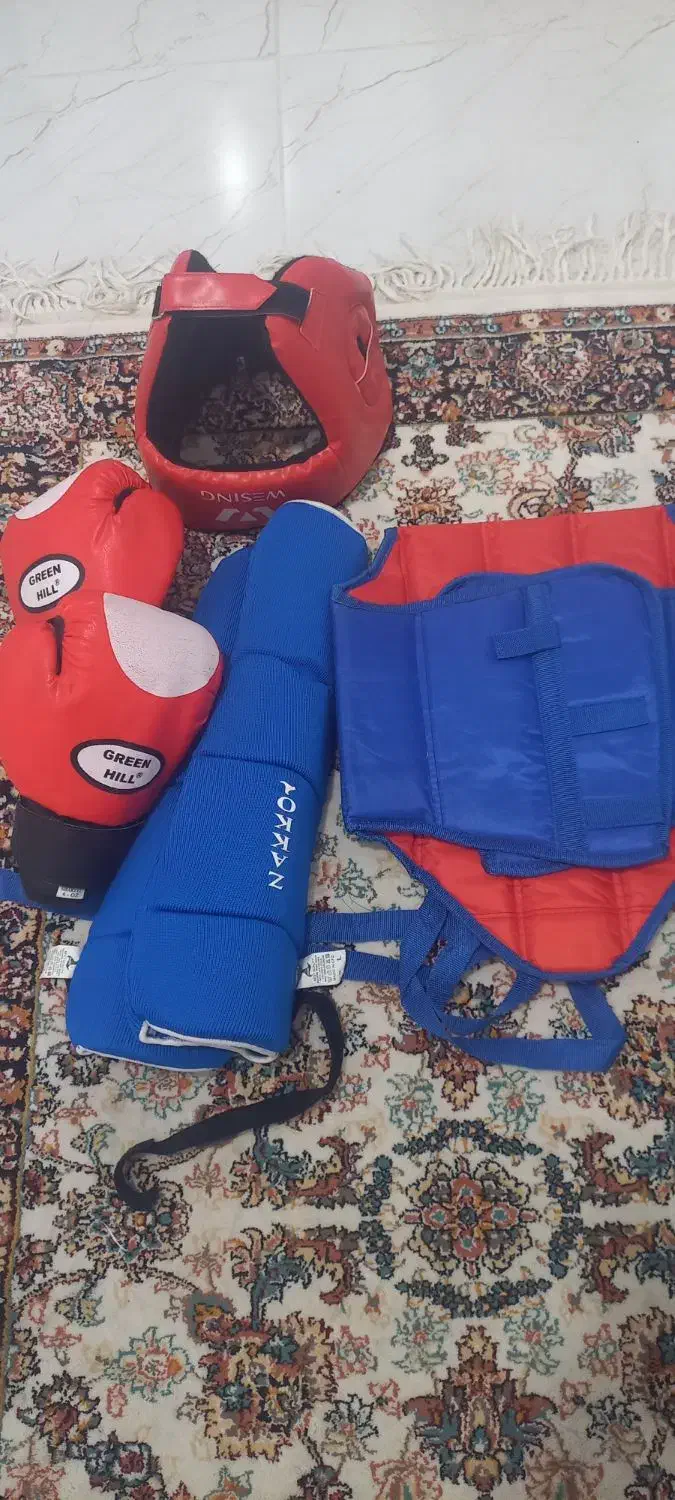 ست کامل رزمی ووشو|تجهیزات ورزشی|شیراز, شهرک کوشکک|دیوار