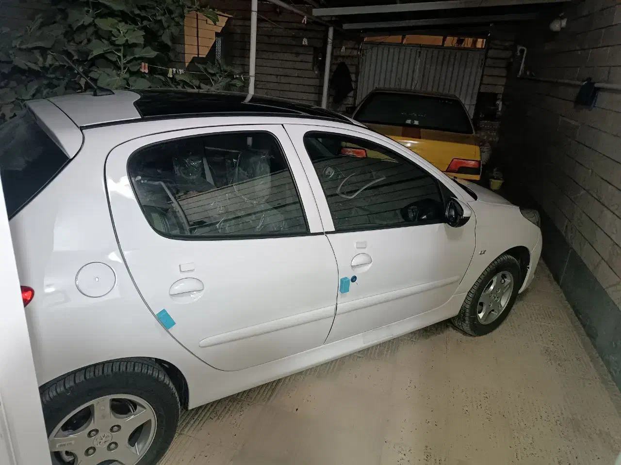 پژو ۲۰۷ پاناروما مدل۱۴۰۴|خودرو سواری و وانت|دلیجان, |دیوار