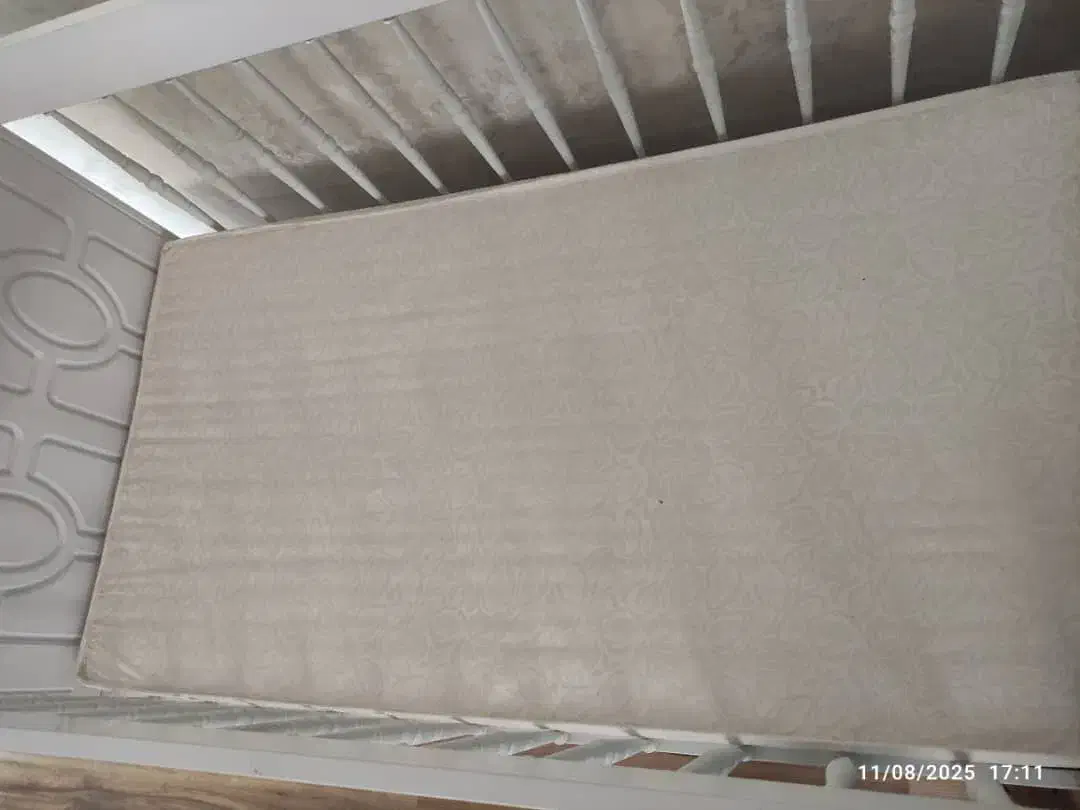 تخت گهواره نوزاد|تخت و صندلی بچه|کرمان, |دیوار