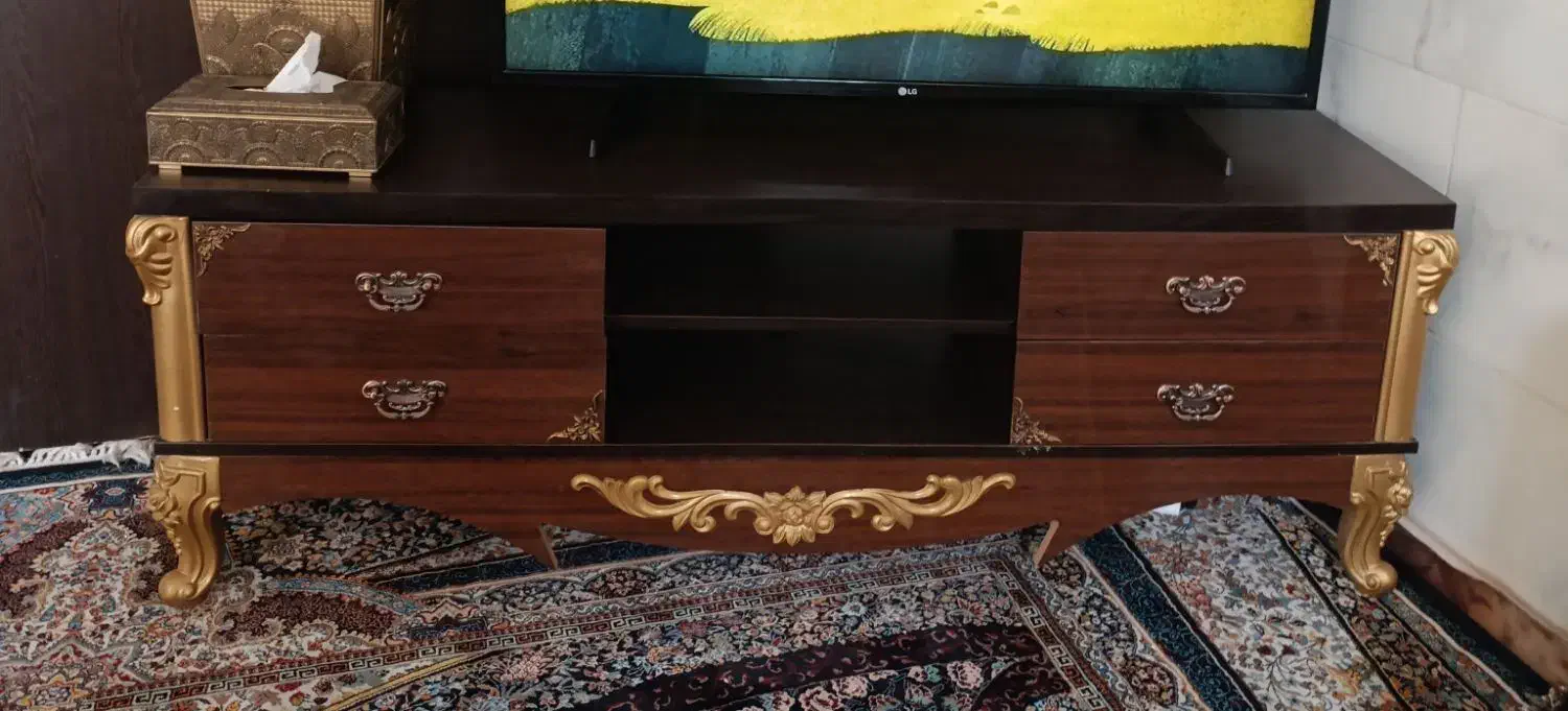 میززیر تلویزیونی|میز تلویزیون|شیراز, قلعه نو|دیوار