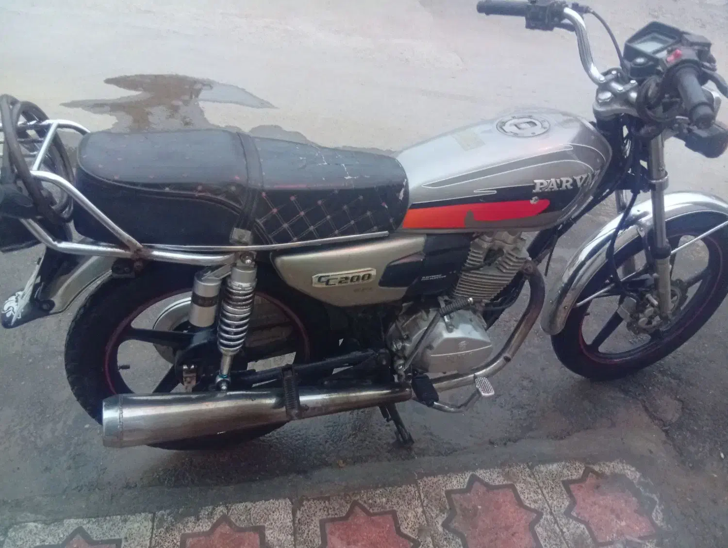 پرواز 200مدل 1401|موتورسیکلت|بندرعباس, |دیوار