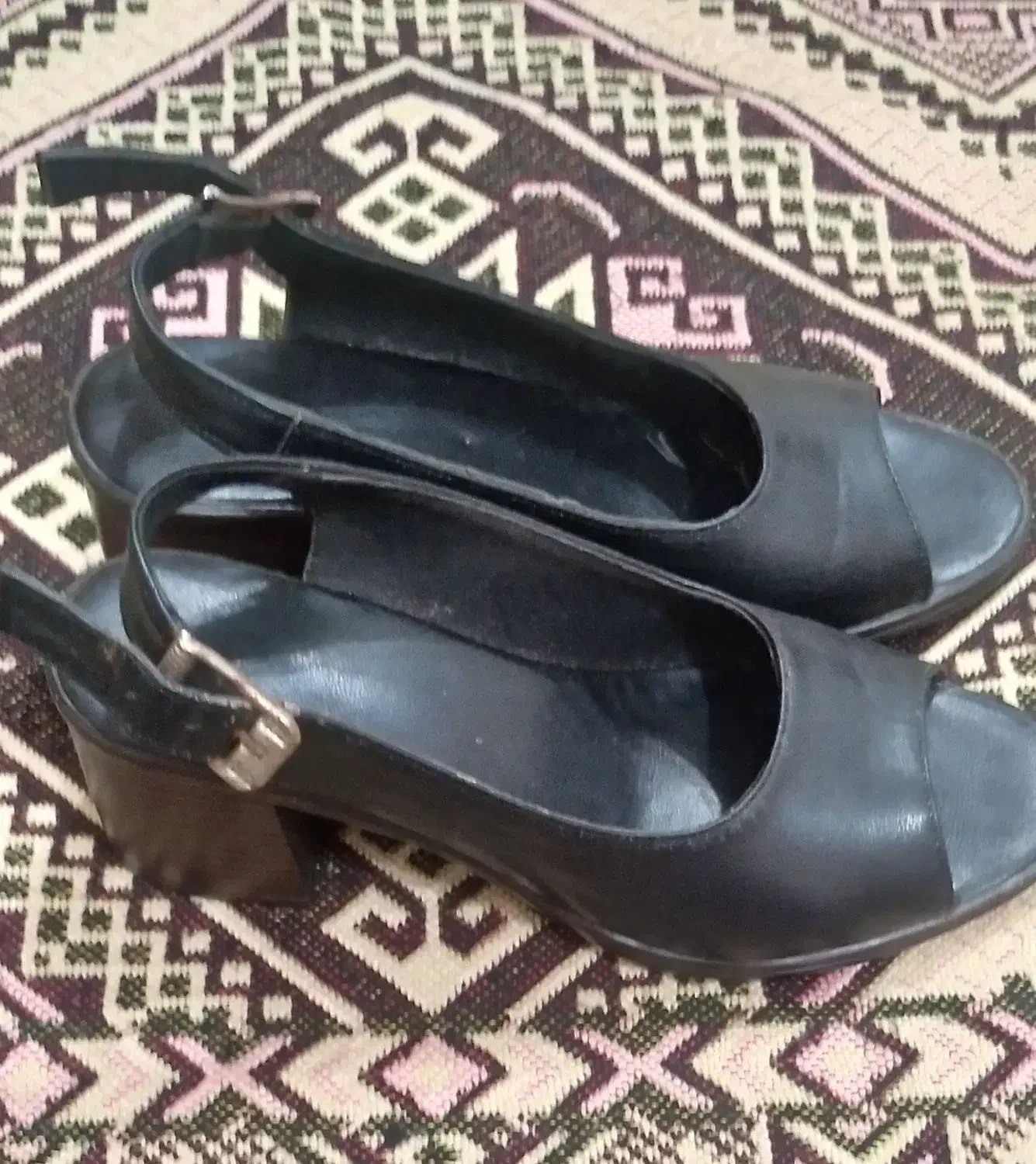 یک جفت کفش تابستونی زنانه|کیف، کفش، کمربند|لنگرود, |دیوار