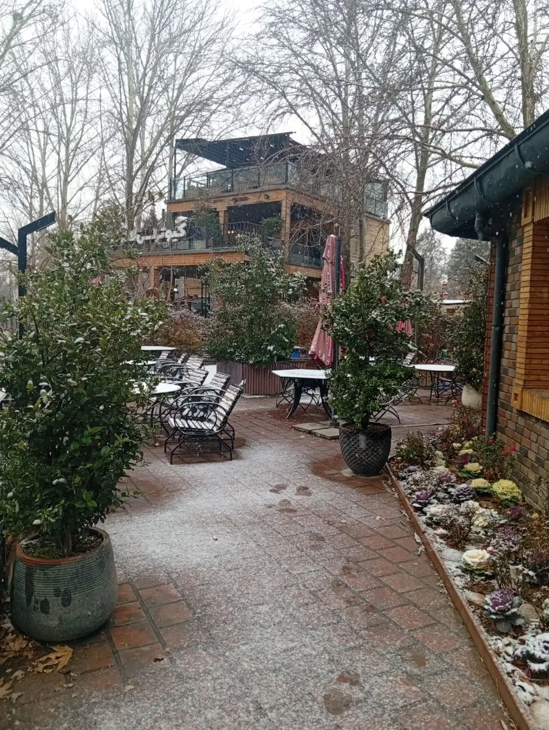 استخدام فست فود .|استخدام خدمات فروشگاه و رستوران|خرم‌آباد, |دیوار