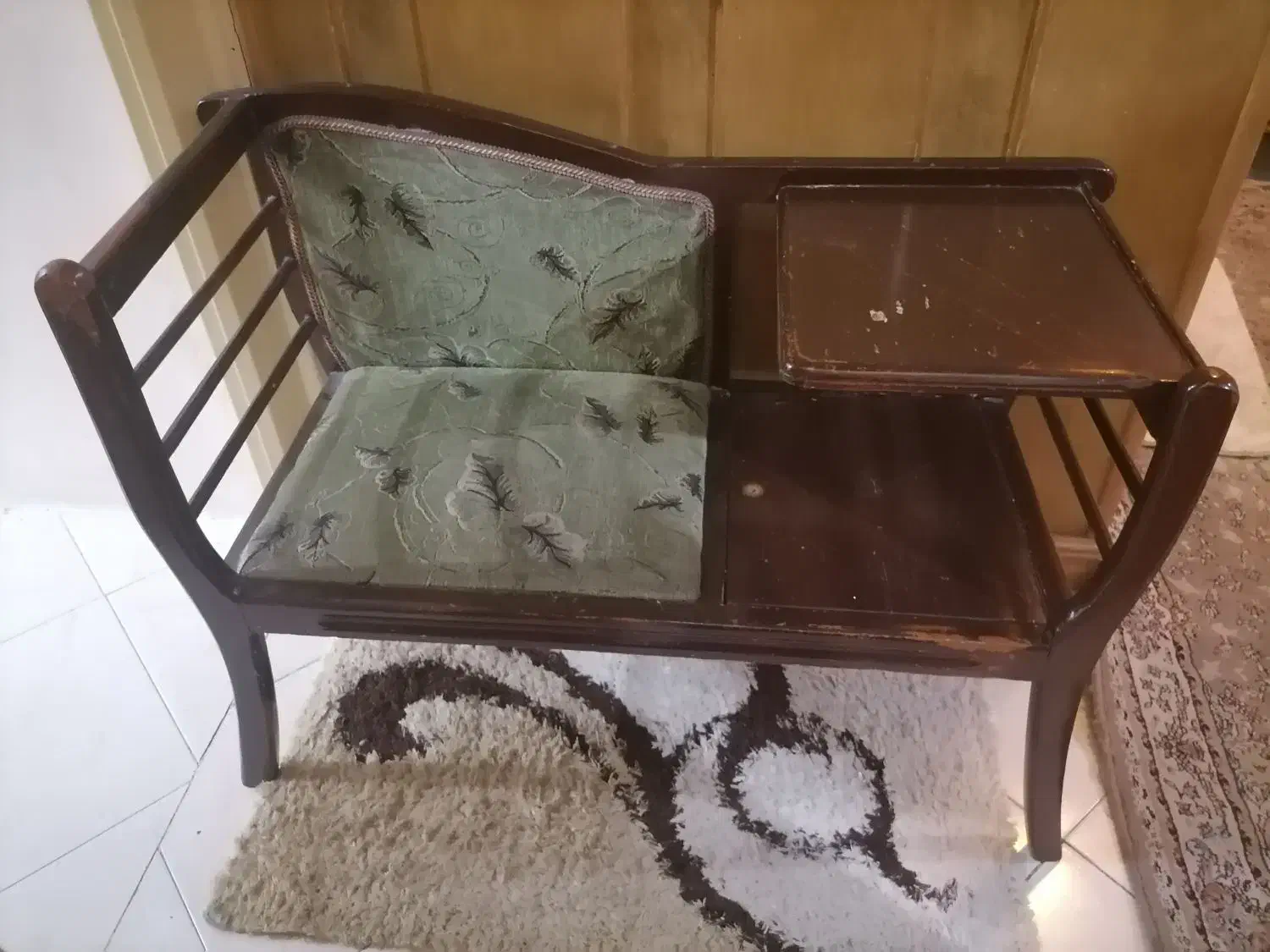 مبل و میز تلفن قدیمی|میز تلفن|مشهد, هفت تیر (حافظ)|دیوار