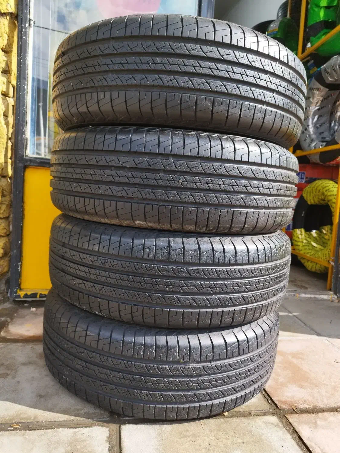 لاستیک 225/60/18 جی تی|قطعات یدکی و لوازم جانبی|سنندج, |دیوار