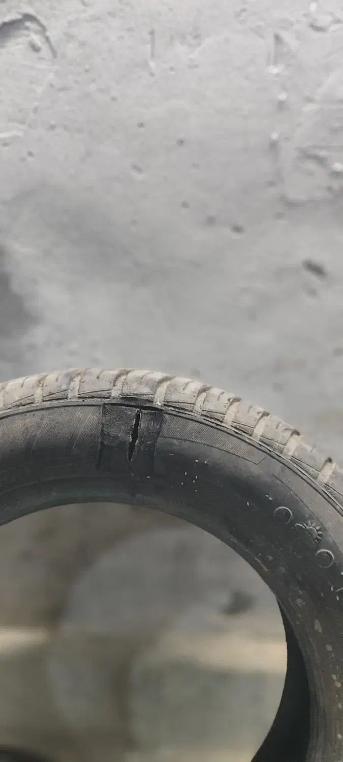 آپارات برادران(ترمیم وتعمیرانواع لاستیک سواری)|خدمات موتور و ماشین|مشهد, شهرک امام هادی (شهرک غرب)|دیوار