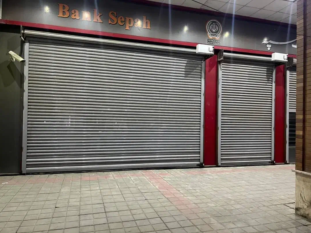 نصب و تعمیر تخصصی کرکره برقی 24 ساعته|خدمات پیشه و مهارت|بروجرد, |دیوار