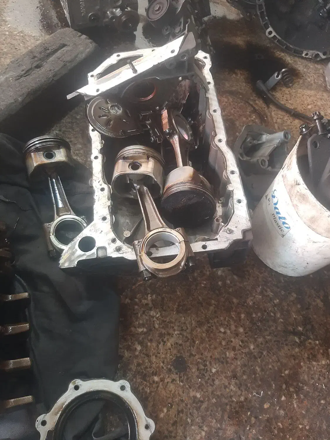 قطعات tu5 و پژو|قطعات یدکی و لوازم جانبی|رشت, نیروی دریایی|دیوار