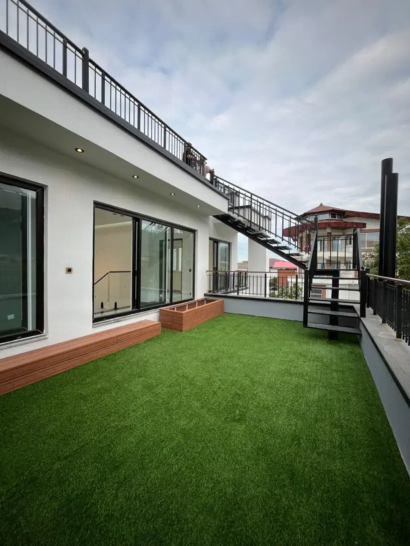 فروش ویلا ۳۰۰متری مدرن با ویو عالی ۳خواب فول فرنیش|فروش خانه و ویلا|هچیرود, |دیوار