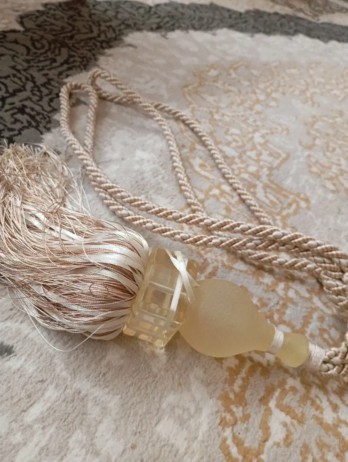 اویزدستک پرده|پرده، رانر، رومیزی|مشهد, ایثارگران|دیوار