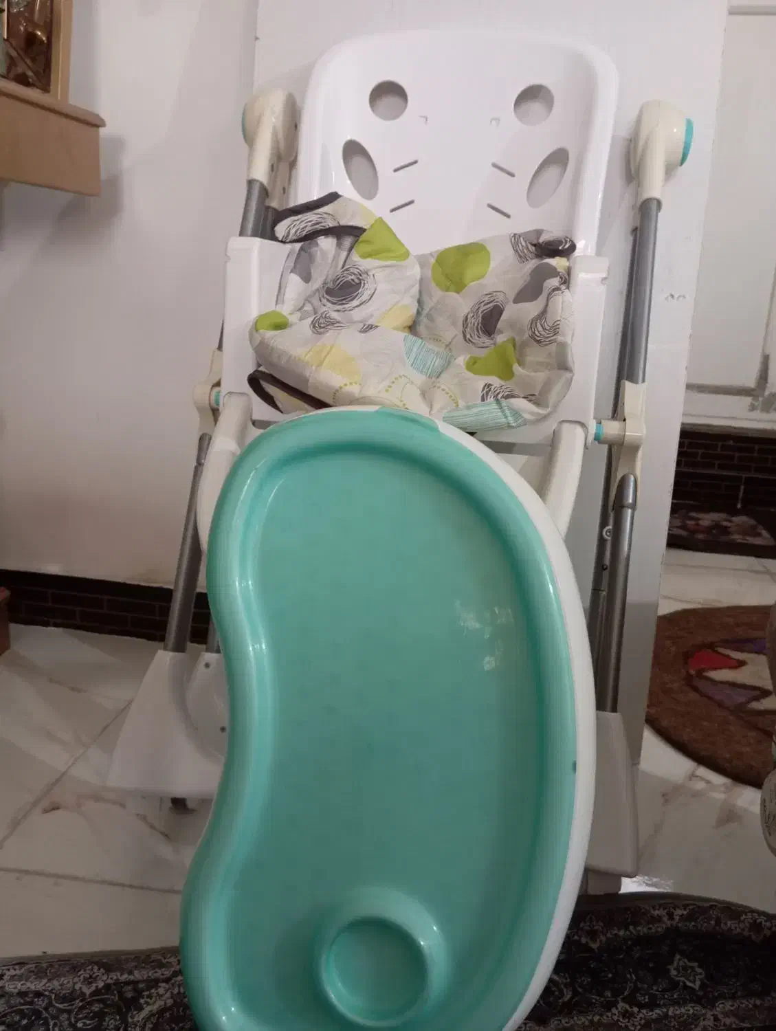 یک سری وسایل کودک به فروش میرسد|اسباب و اثاث بچه|رشت, دباغیان|دیوار