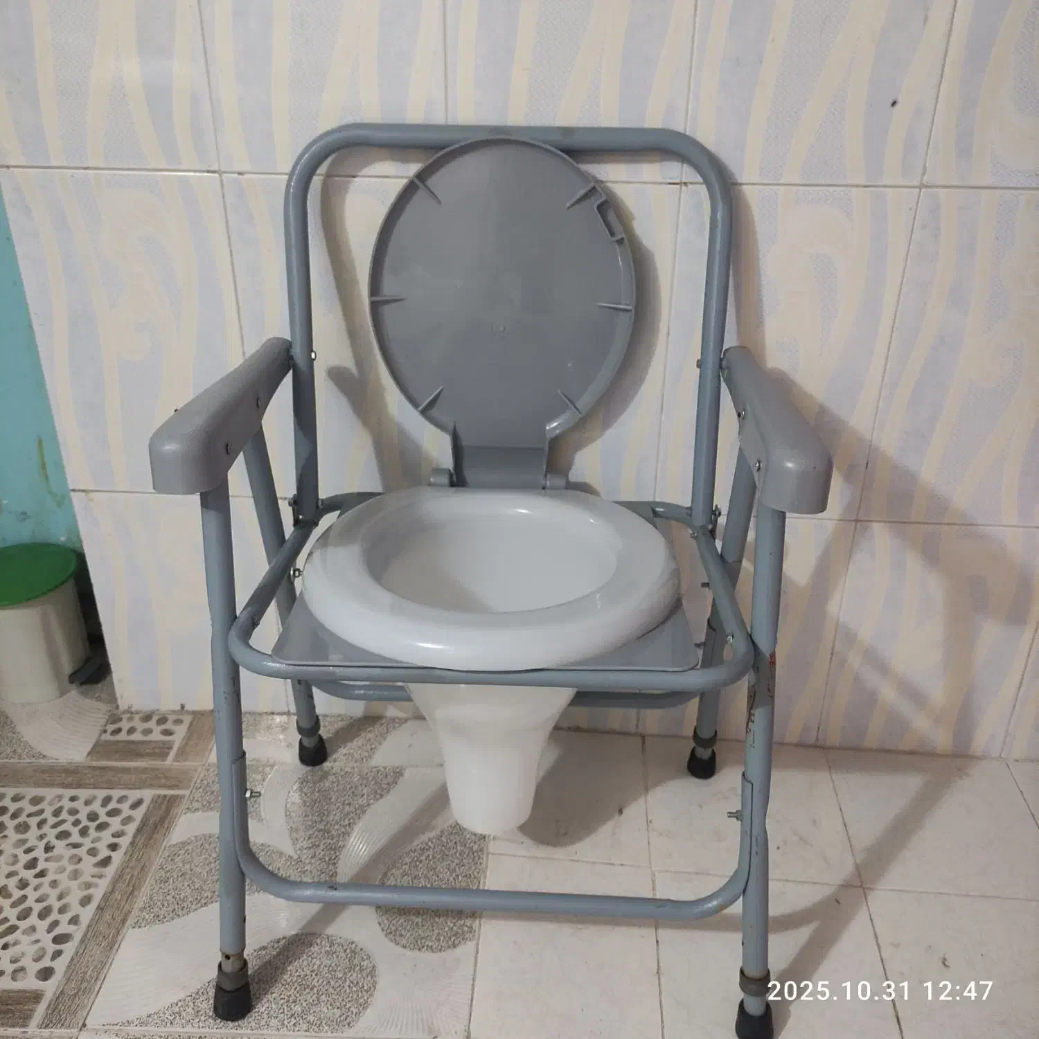 توالت فرنگی تاشو مسافرتی مارک معتبر اکسیر|لوازم سرویس بهداشتی|زاهدان, |دیوار