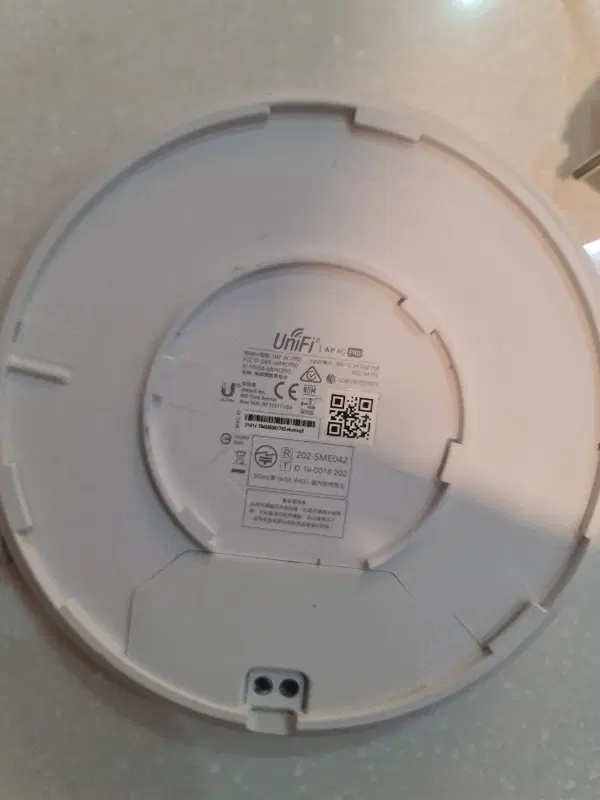 اکسس پوینت unifi ac pro|مودم و تجهیزات شبکه|تهران, پردیسان|دیوار