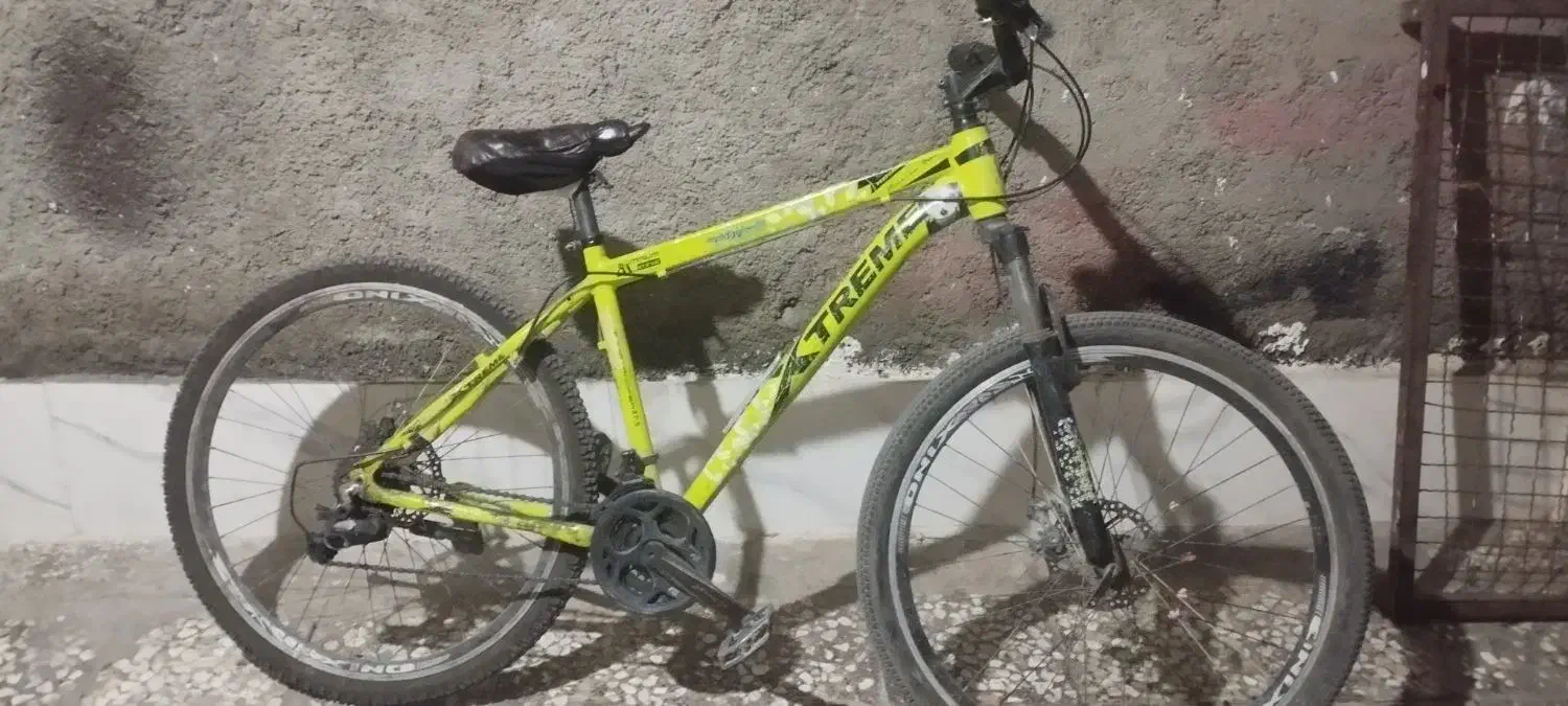 دوعدد دوچرخه سالم|دوچرخه، اسکیت، اسکوتر|گنبد کاووس, |دیوار