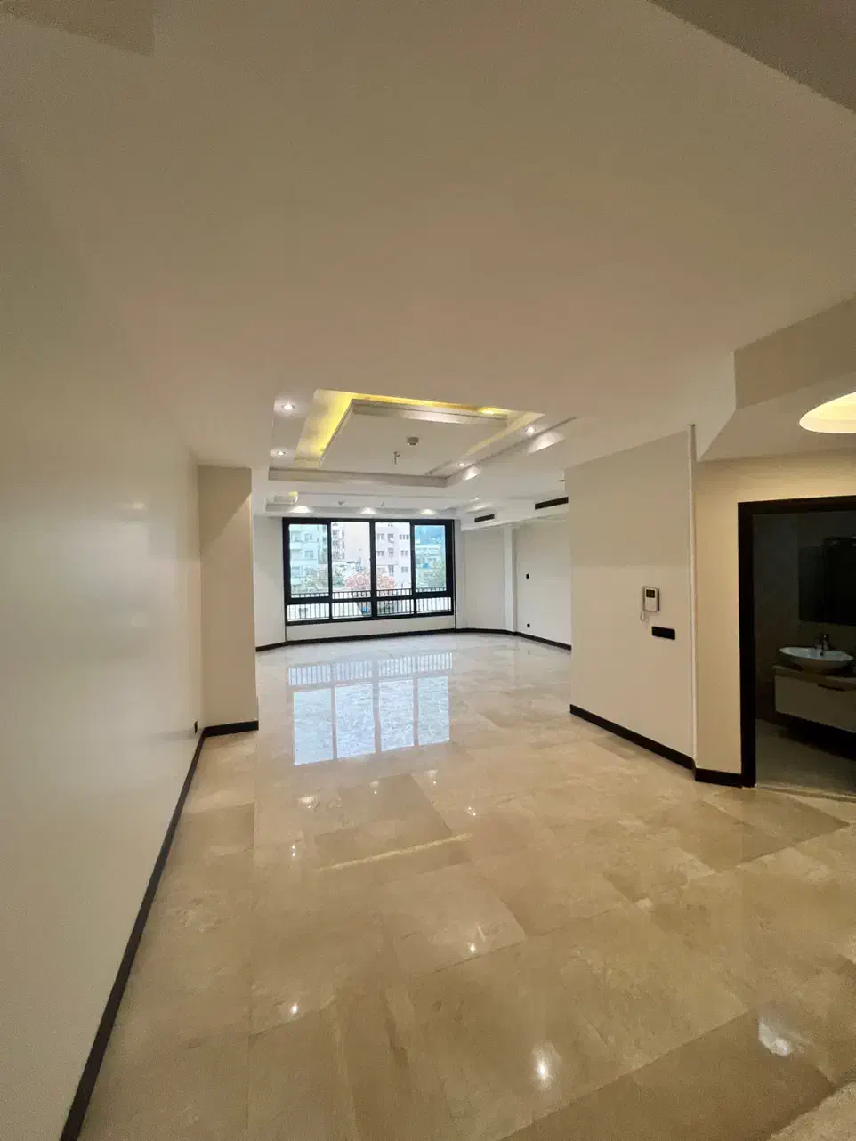 ۲۰۰متر اقدسیه نیاوران/۳خواب/تک واحدی