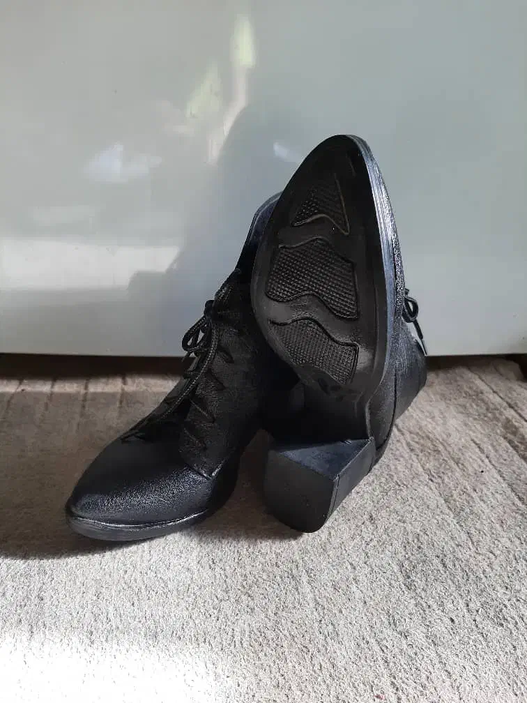 بوت چرم زنانه نو|کیف، کفش، کمربند|لاهیجان, رجایی|دیوار