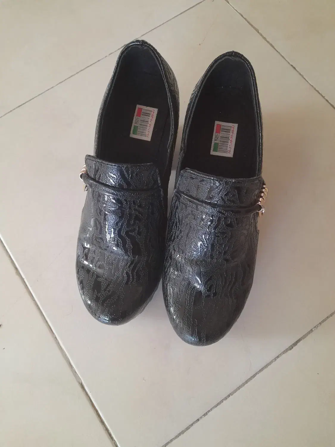 مجلسی سایز ۴۰ در حد نو|کیف، کفش، کمربند|فولادشهر, مسکن مهر فولادشهر|دیوار