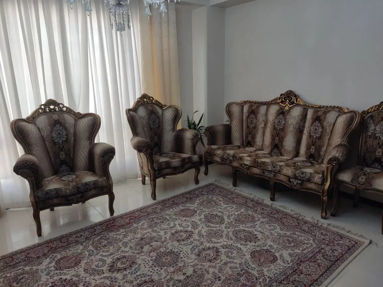 مبل سلطنتی 9نفر|مبلمان خانگی و میز عسلی|باغستان, |دیوار