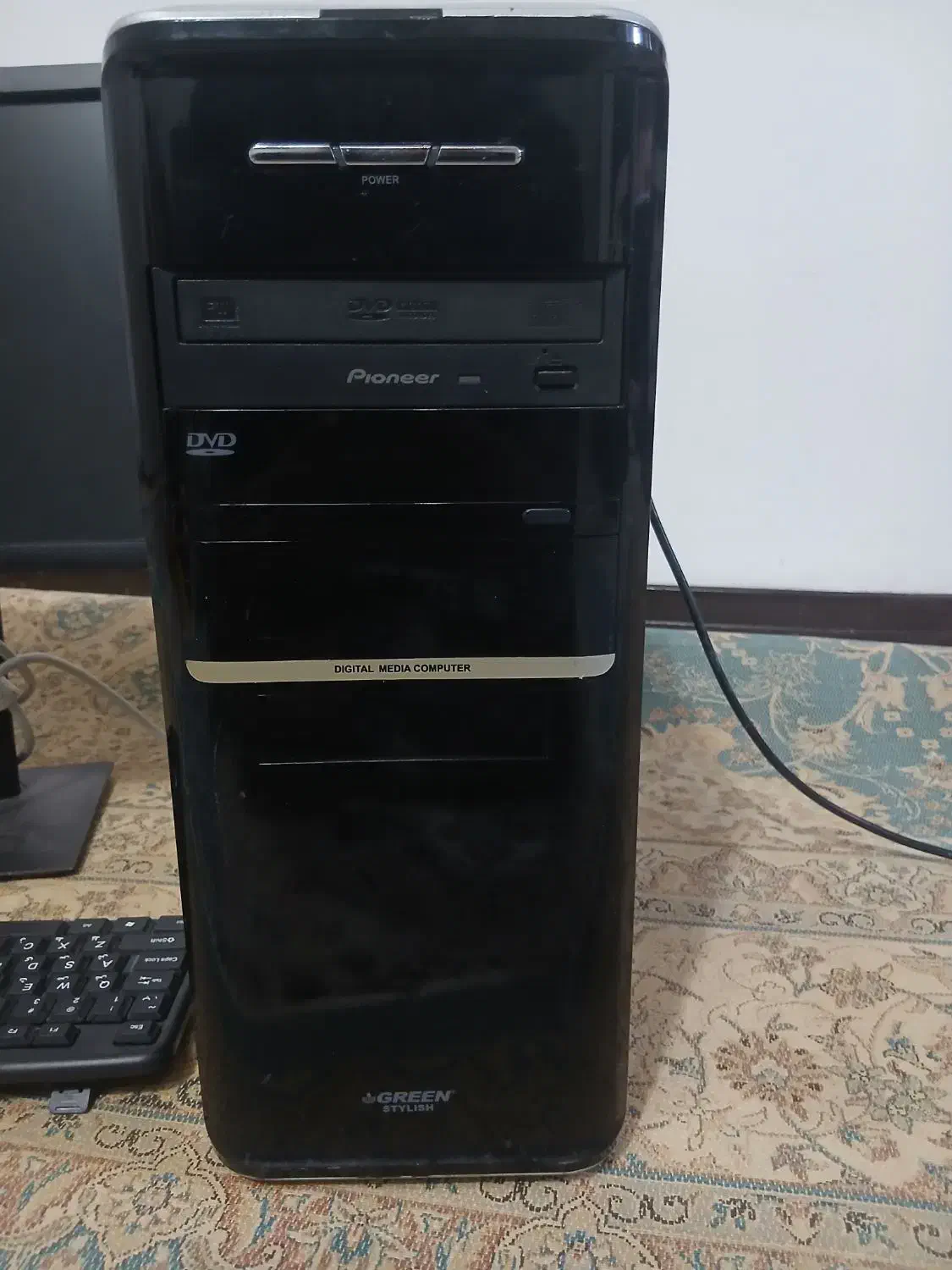 کامپیوتر|رایانه رومیزی|فلاورجان, |دیوار