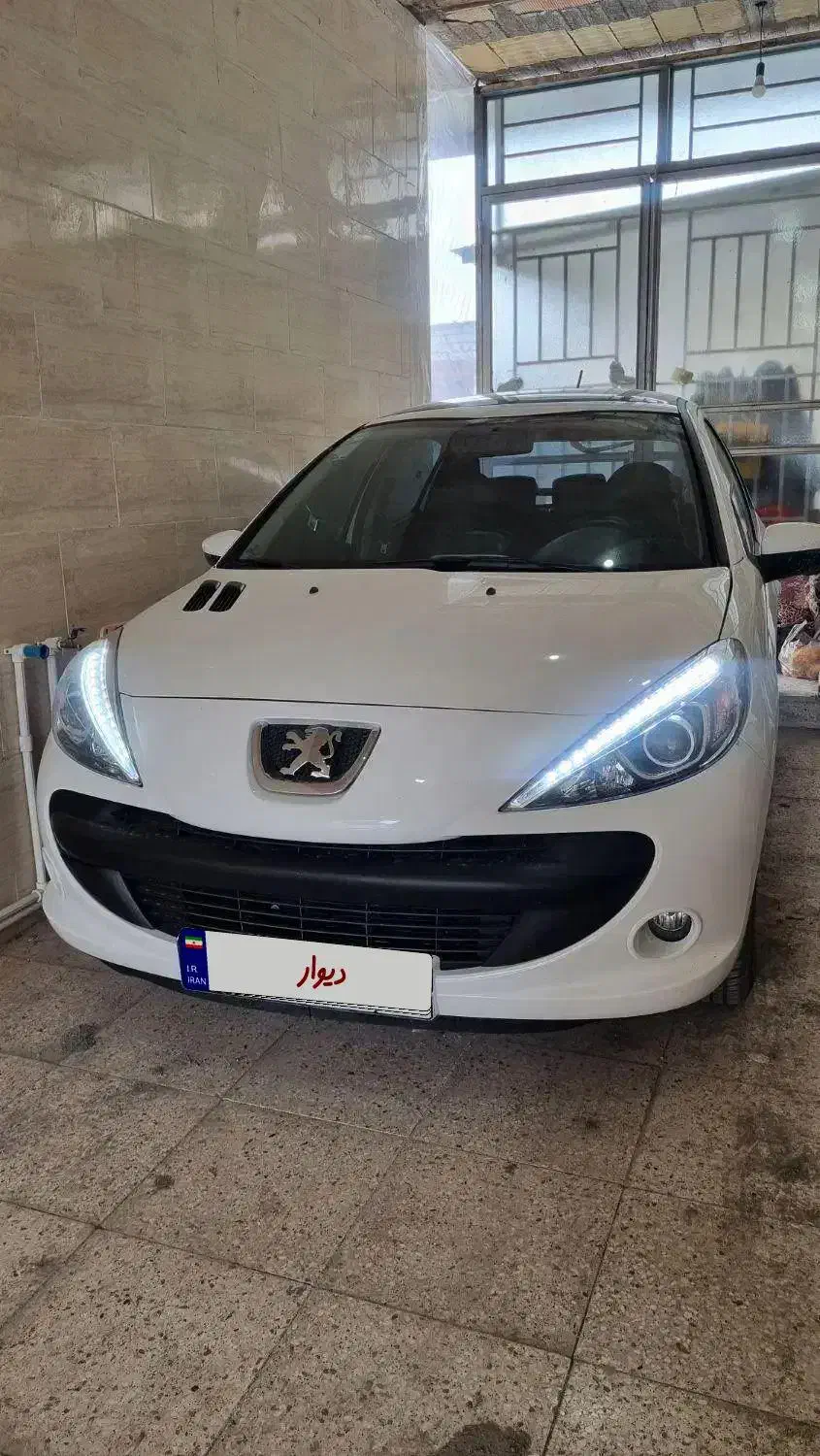 207پانا مدل ۱۴۰۲|خودرو سواری و وانت|شهرکرد, |دیوار