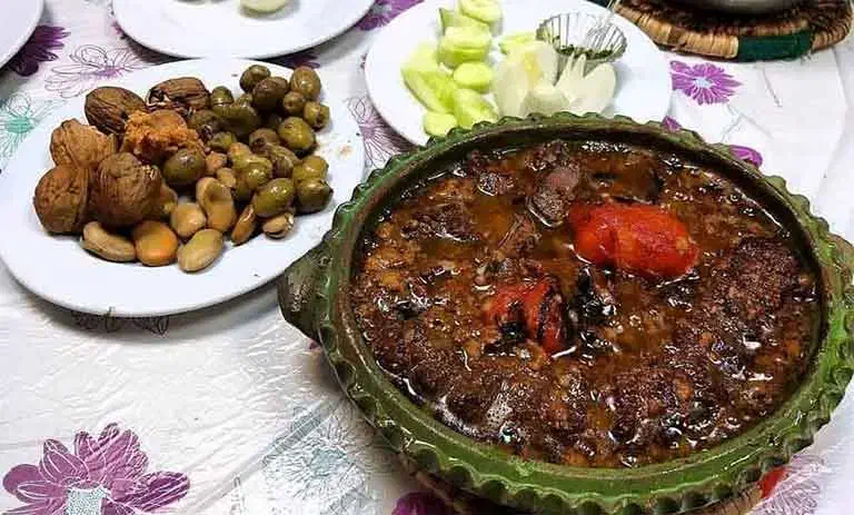 پخت و تهیه غذای برکات با کیفیت و اقتصادی|خدمات پذیرایی، مراسم|رشت, حومه رشت|دیوار