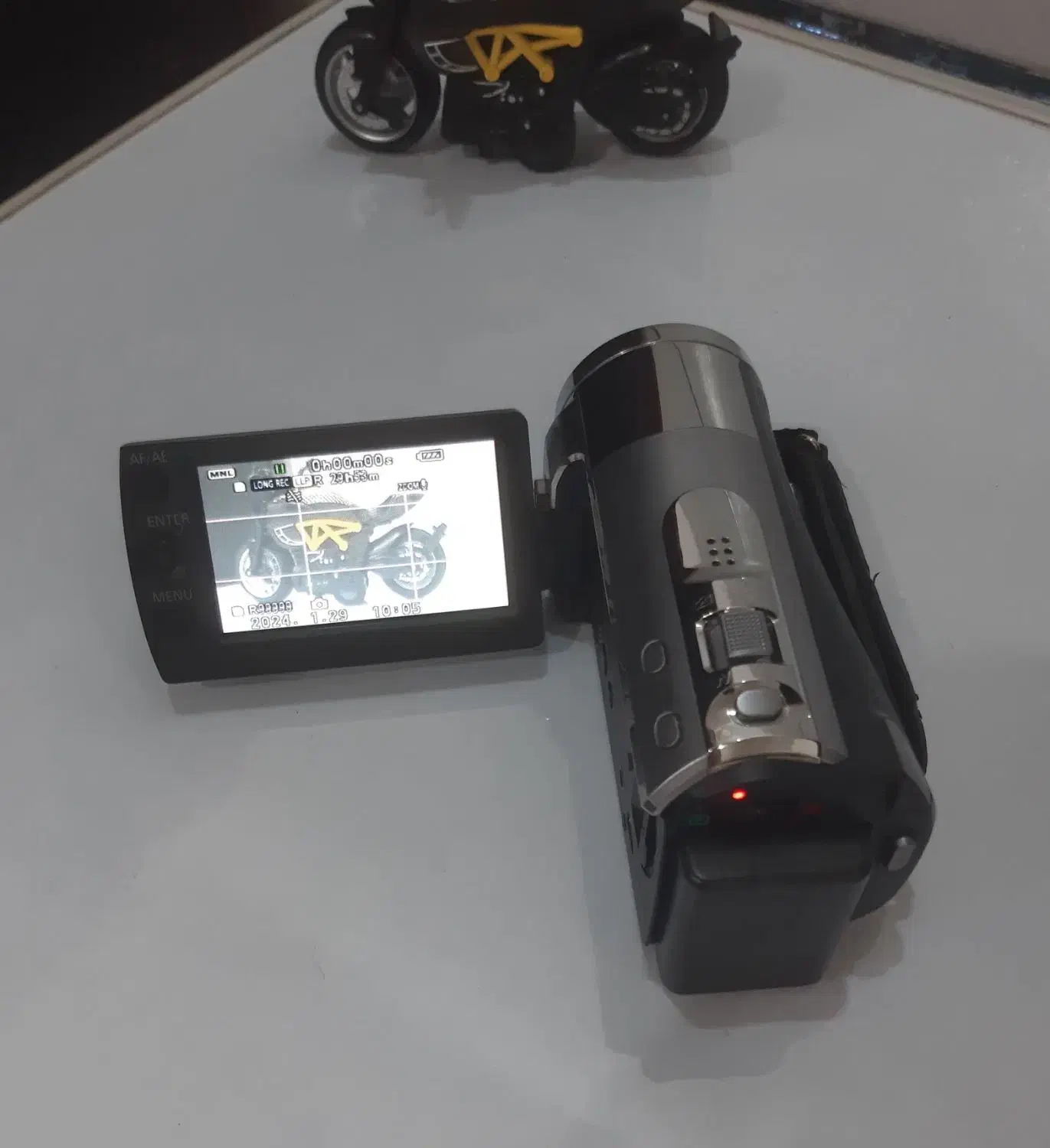 دوربین فیلمبرداری مموری خور ساخت ژاپن|دوربین عکاسی و فیلمبرداری|برازجان, |دیوار