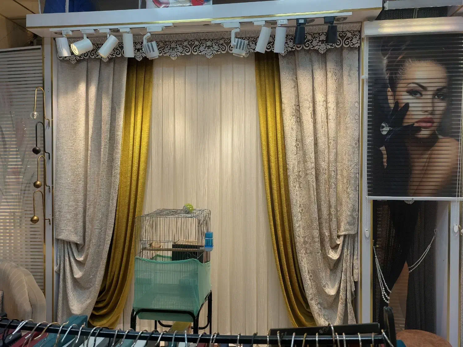 انواع پرده مستقیم از تولید ب مصرف|پرده، رانر، رومیزی|اسلامشهر, شهرک مفیدی|دیوار