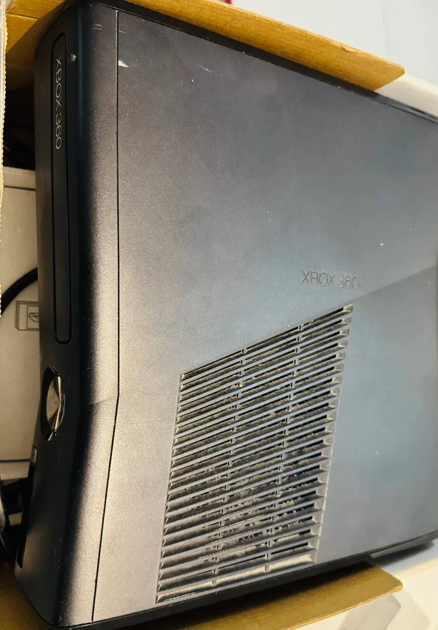 Xbox 360 با 3 دسته همراه با کینکت|کنسول، بازی ویدئویی و آنلاین|مشهد, جاهد شهر|دیوار