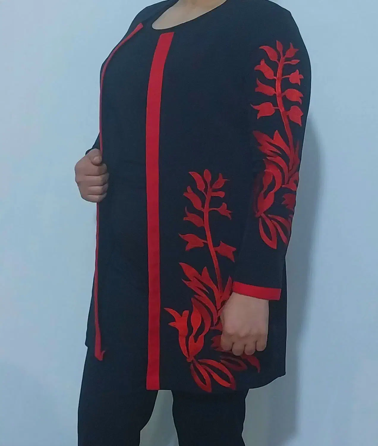 کت کارشده|لباس|چالوس, |دیوار
