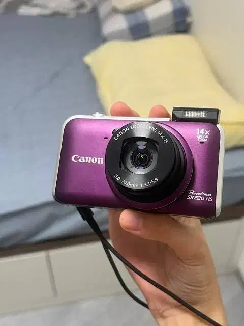 دوربین CANON SX220HS با زوم14 محصولات مشابه|دوربین عکاسی و فیلم‌برداری|نیشابور, گنبد سبز|دیوار