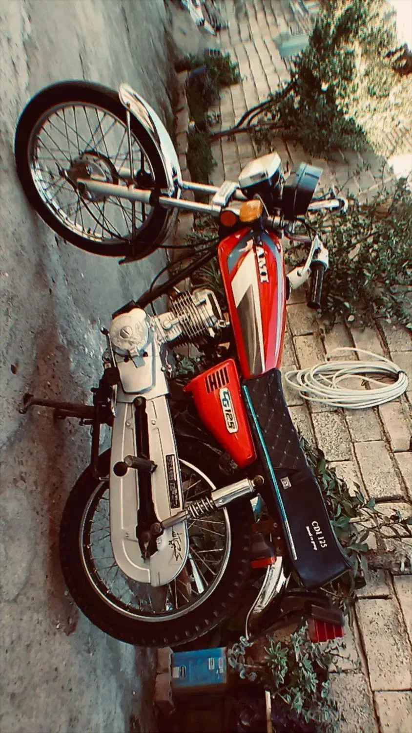 موتور ۱۲۵ مدارک دار ملی صحیح و سالم|موتورسیکلت|آزادشهر, |دیوار