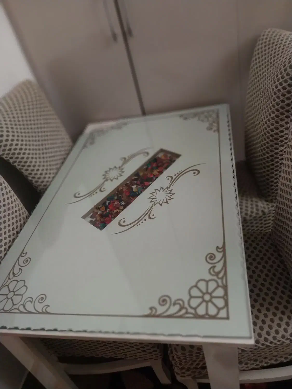 میز غذاخوری|میز و صندلی غذاخوری|اردبیل, |دیوار