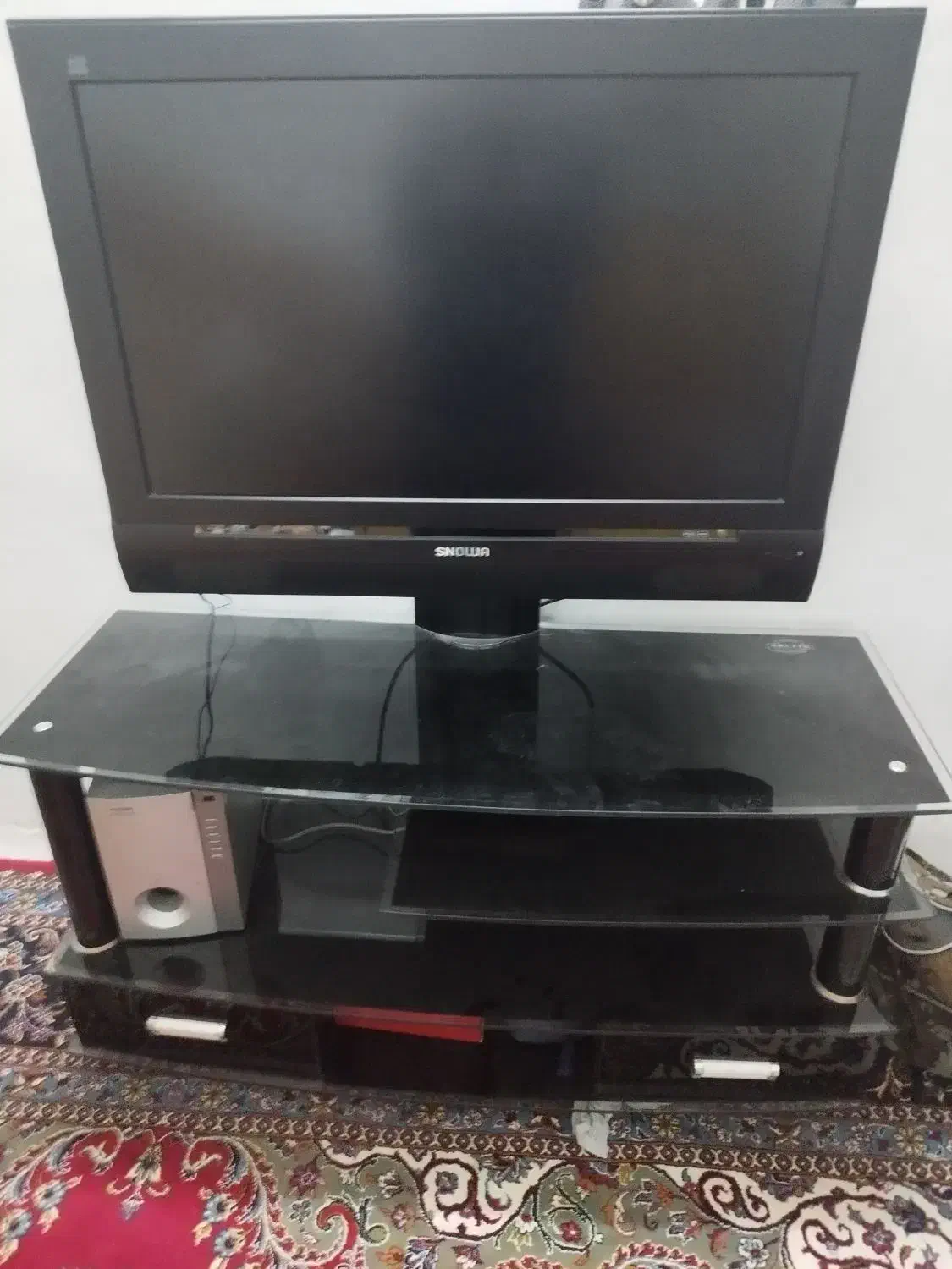 تلوزیون ۳۶ انچ با میز تلوزیون|تلویزیون و پروژکتور|بهشهر, |دیوار