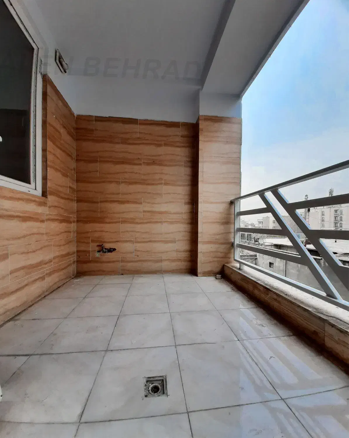 ۸۳ متر / فول امکانات / مجرد / خانواده