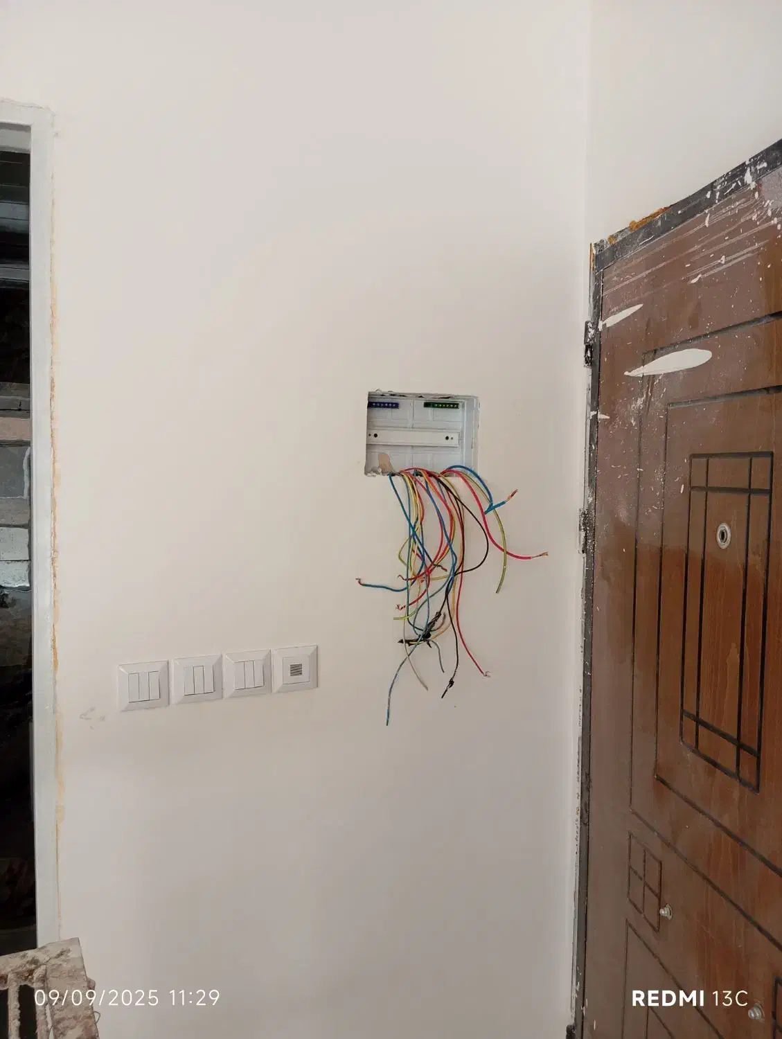 برقکاری ساختمان و نصب دوربین مداربسته و آیفون|خدمات پیشه و مهارت|بجنورد, |دیوار