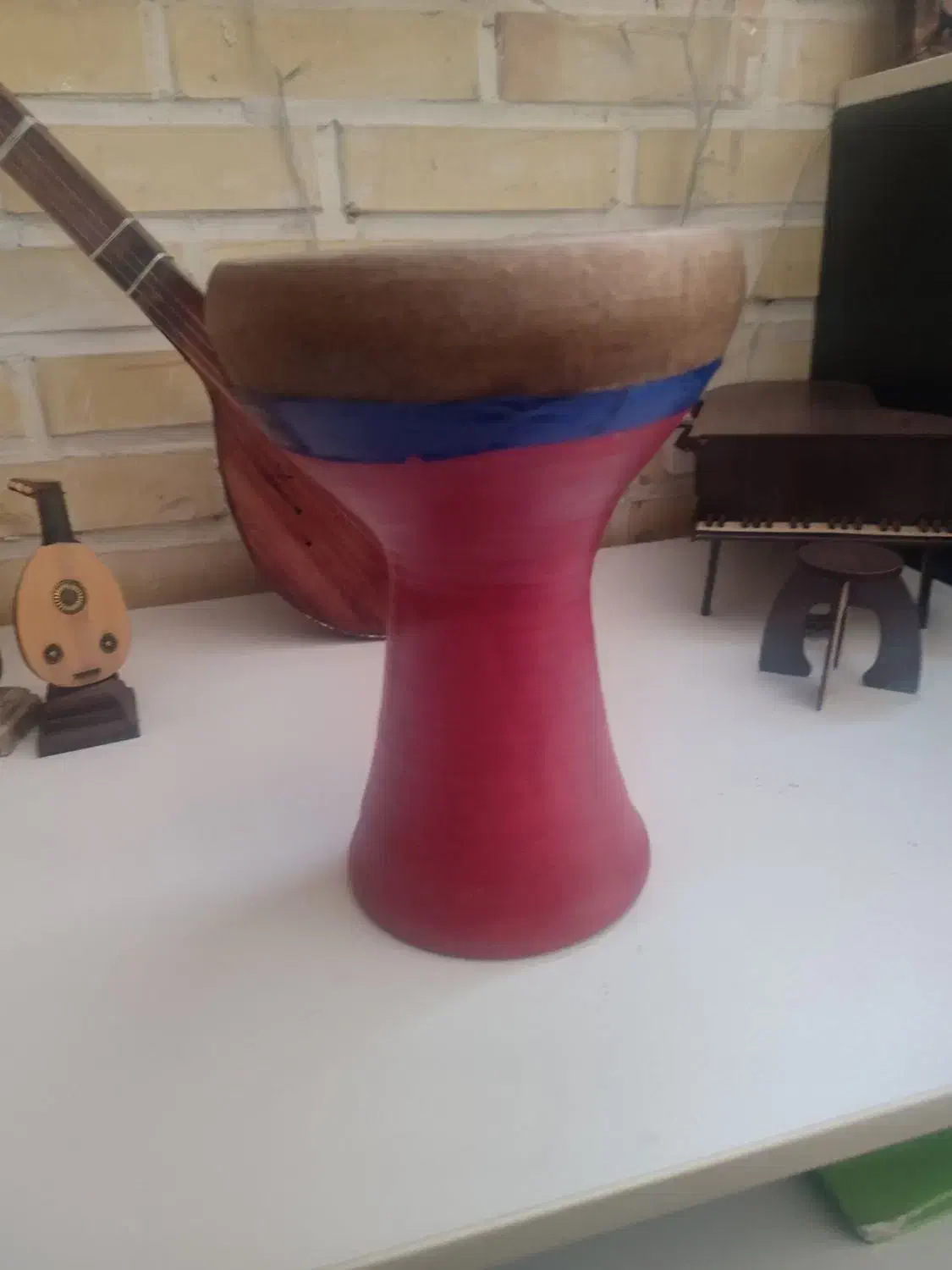 تمپو و دایره|درام و پرکاشن|اندیشه, اندیشه فاز ۳|دیوار